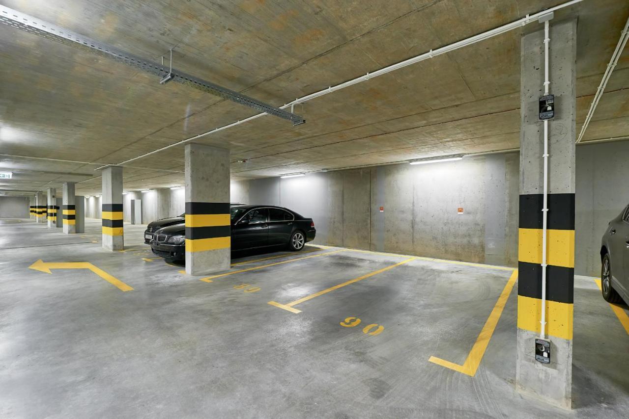Exclusive Apartments Gwiazdzista With Free Garage Wroclaw By Noclegi Renters Breslávia Exterior foto