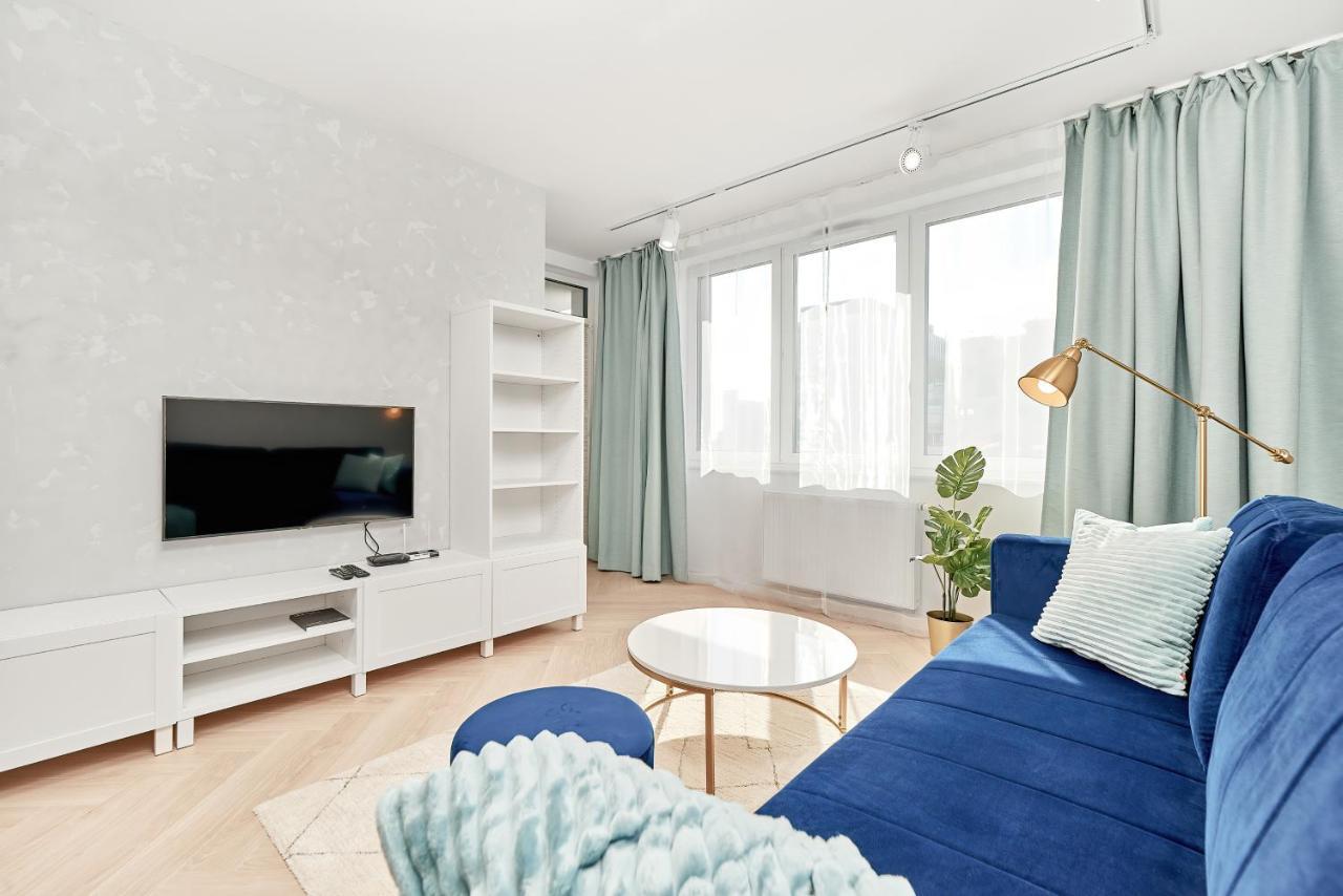 Exclusive Apartments Gwiazdzista With Free Garage Wroclaw By Noclegi Renters Breslávia Exterior foto