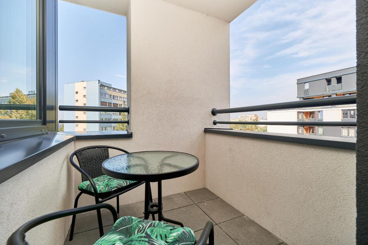 Exclusive Apartments Gwiazdzista With Free Garage Wroclaw By Noclegi Renters Breslávia Exterior foto